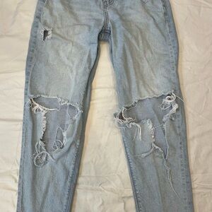 American Eagle Light Wash Jeans